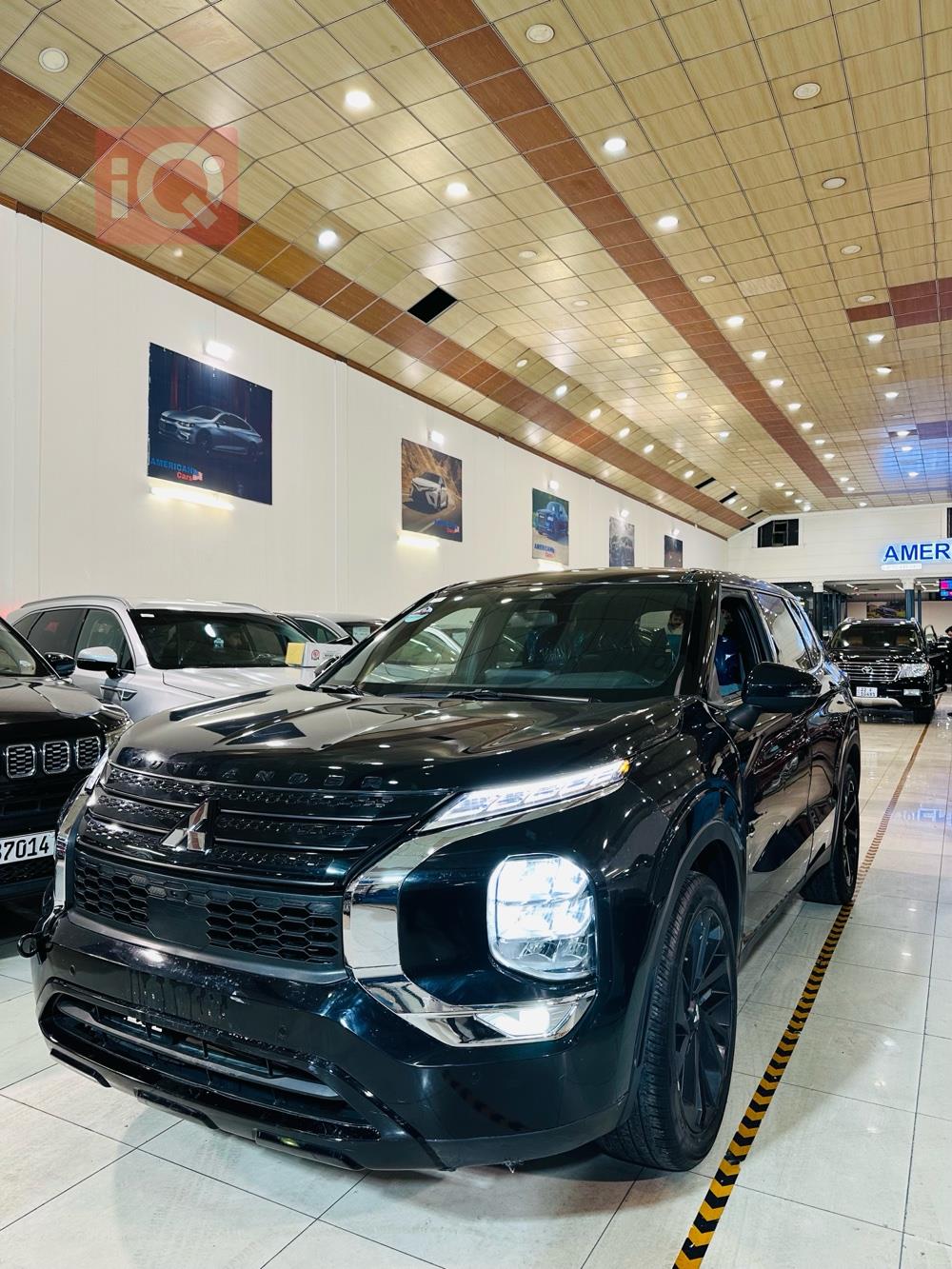 ميتسوبيشي اوتلاندر